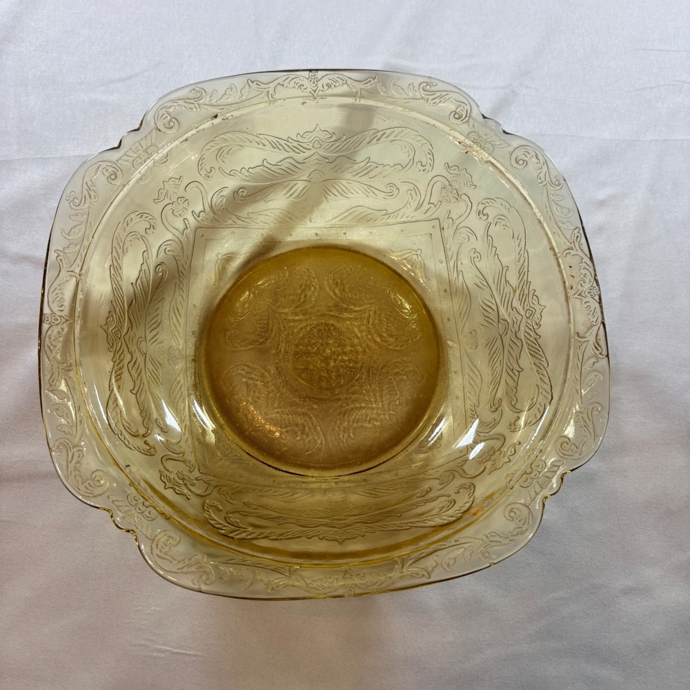 Federal Glass Patrician Spoke Yellow Depression Glass 9in Serving‎ Bowl Vintage